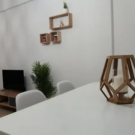 아파트 Sonnenstation Im Zentrum 아베이루